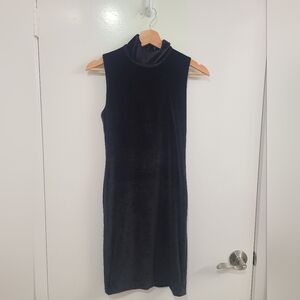 Alice + Olivia Black Sheath Cocktail Dress